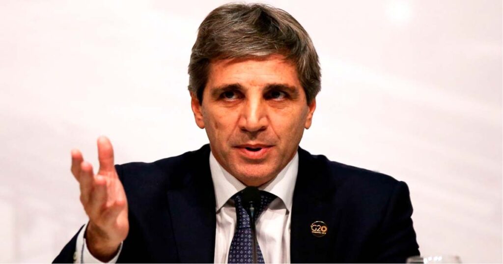 El ministro de Economía, Luis Caputo, dijo que espera una inflación del 4% en agosto.